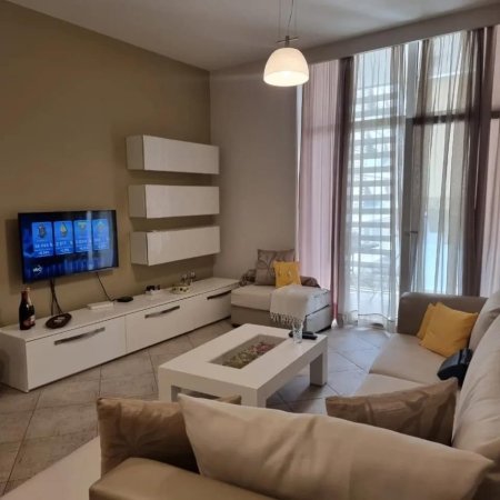 Tirane, jepet me qera apartament 2+1 Kati 2, 88 m² 800 € (Tish Daija - Komuna e Parisit)