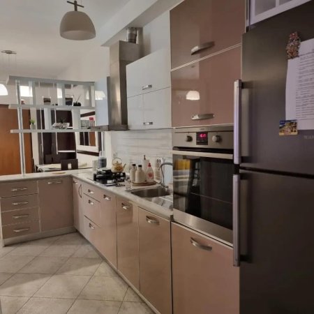 Tirane, jepet me qera apartament 2+1 Kati 2, 88 m² 800 € (Tish Daija - Komuna e Parisit)