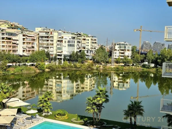 Tirane, jepet me qera apartament 3+1+Aneks+Ballkon Kati 4, 137 m² 1.200 € (Radisson Collection, Liqeni i Thatë)