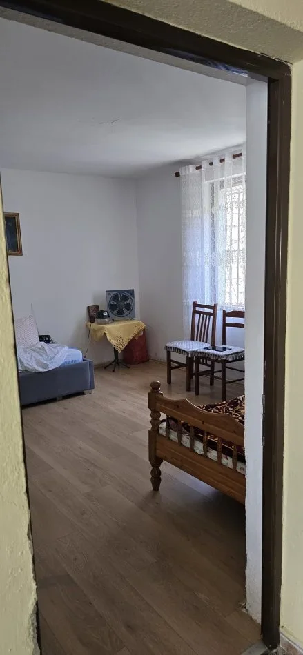 Durres, shitet shtepi 2+1 , 212 m² 212.000 € (I negociueshëm)(Shkolla 2 Gjelat - Rruga Aleksander Goga)