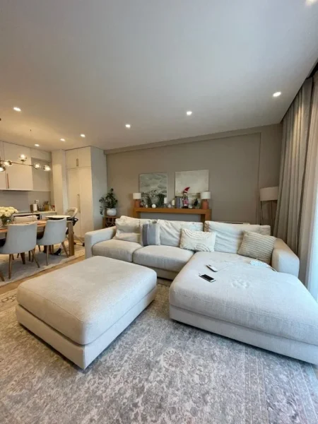 Tirane, shitet apartament 2+1 , 140 m² 185.000 € (River Residence)