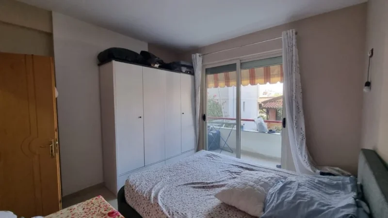 Tirane, jepet me qera apartament 1+1+Ballkon Kati 2, 70 m² 550 € (Petro Korcari)