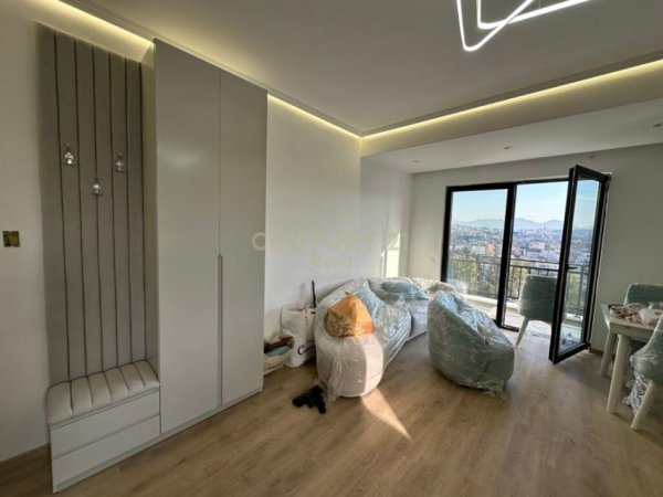 Tirane, shitet apartament 1+1 Kati 11, 69 m² 150.000 € (selvia)