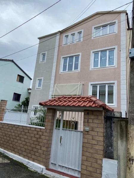 Tirane, jepet me qera apartament 1+1+Aneks+Ballkon Kati 4, 100 m² 401 €