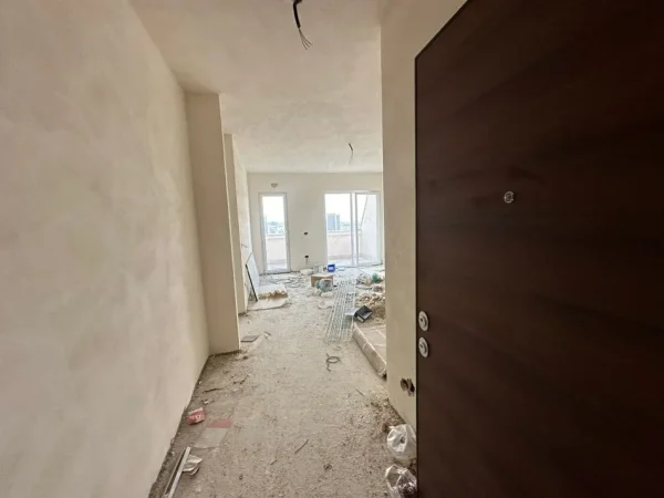 Tirane, shitet apartament 2+1+Ballkon Kati 9, 122 m² 177.335 € (Rruga Dritan Hoxha)
