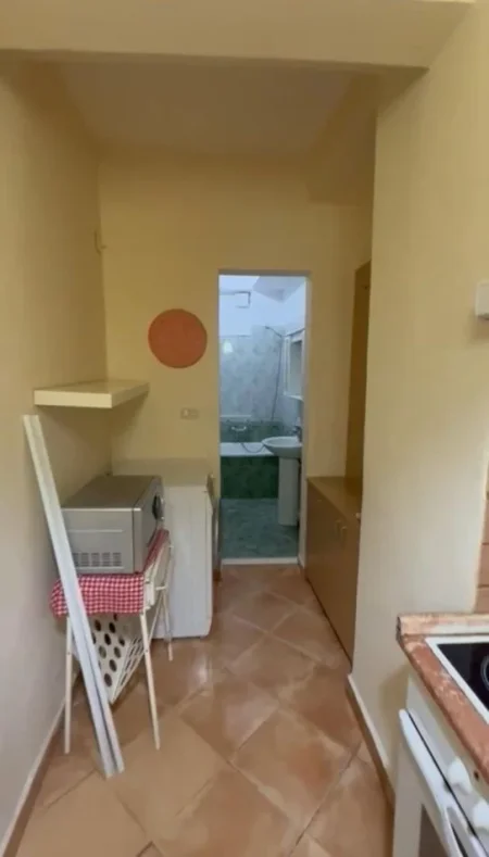 Tirane, Apartament 1+1 me qira  Kati 3, 69 m² 540 € (Myslym Shyri)