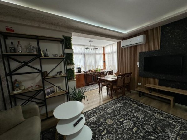 Durres, shitet apartament 2+1+Ballkon Kati 2, 110 m² 125.000 € (PLAZH ILIRIA)
