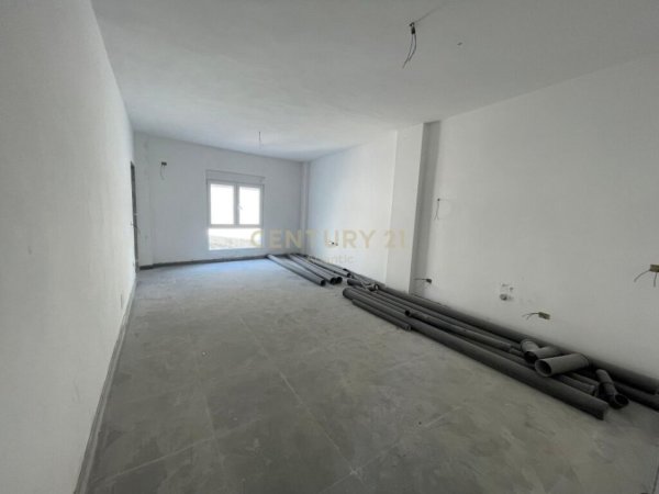 Durres, shitet apartament 2+1+Ballkon Kati 1, 90 m² 81.000 € (SPITALI, DURRES)