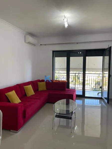 Tirane, jap me qera apartament 1+1+Ballkon Kati 6, 75 m² 450 € (Unaza e Re, Kompleksi Green City)