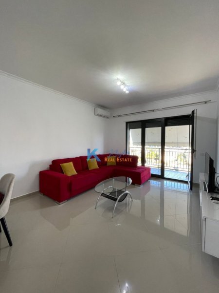 Tirane, jap me qera apartament 1+1+Ballkon Kati 6, 75 m² 450 € (Unaza e Re, Kompleksi Green City)