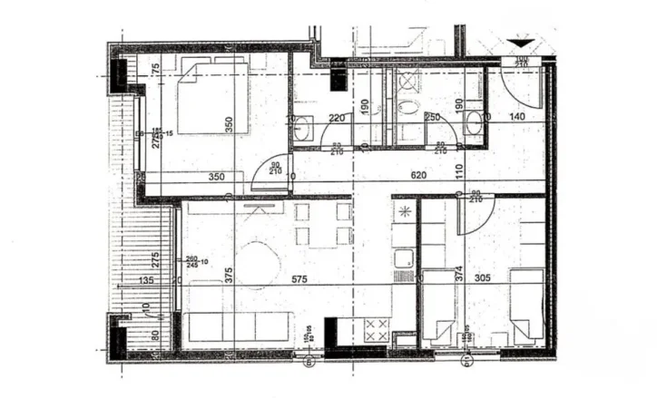 Tirane, shitet apartament 2+1+Ballkon Kati 2, 94 m² 122.000 € (Ish Fusha e Aviacionit)