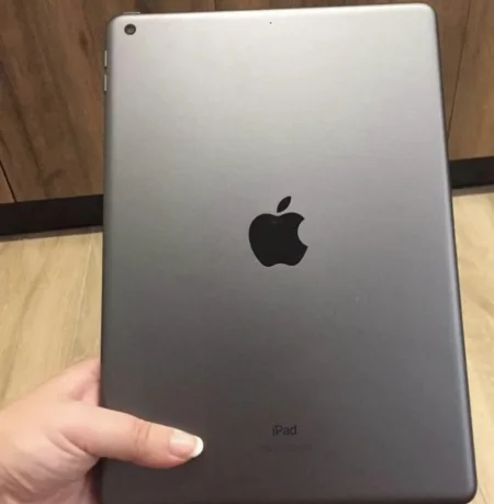 Tirane, shes Celular-Smartphone Apple