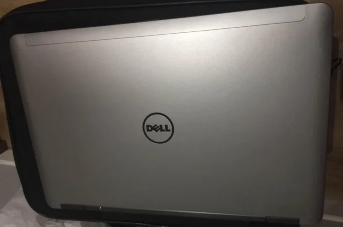 Tirane, shes Laptop Dell