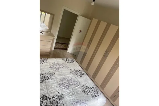 Tirane, shitet apartament 2+1 Kati 5, 87 m² 100.000 € (Shitet apartament 2+1, tek Fresku pranë bar Deus.)