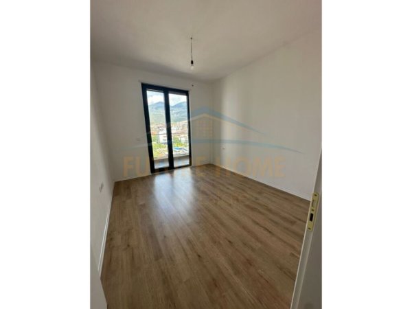 Tirane, shitet apartament 1+1 Kati 5, 63 m² 110.660 € (Rezidenca Erli, Xhamllik)
