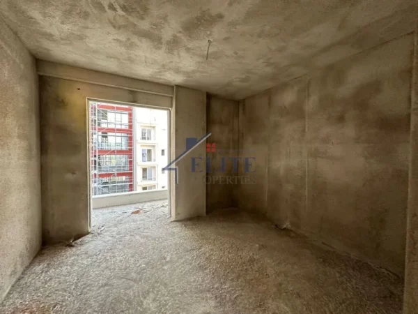 Tirane, shitet apartament 2+1+Ballkon Kati 4, 141 m² 212.085 € (Dritan Hoxha)