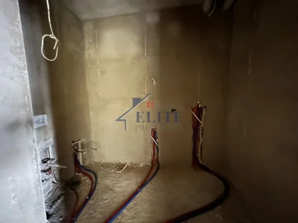 Tirane, shitet apartament 2+1+Ballkon Kati 4, 141 m² 212.085 € (Dritan Hoxha)