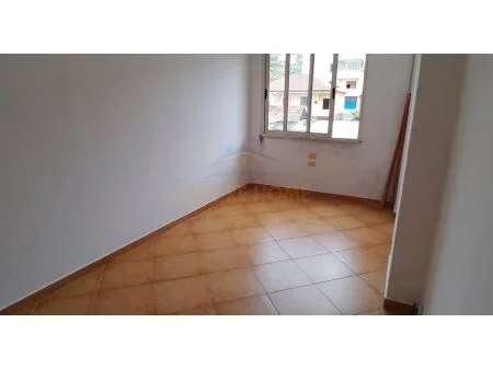 Tirane, shitet apartament 2+1+Ballkon Kati 1, 93 m² 130.000 € (prane Bunk Art, Linze, Tirane AREA44320)