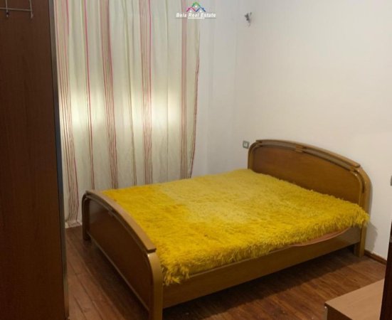 Tirane, jepet me qera apartament 2+1 Kati 2, 70 m² 380 € (Sauk)