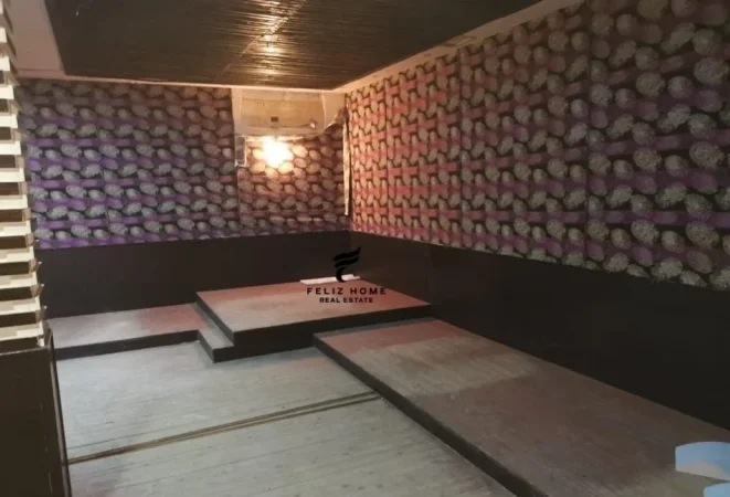 Tirane, shitet dyqan Kati 0, 148 m² 250.000 € (ALI DEMI)