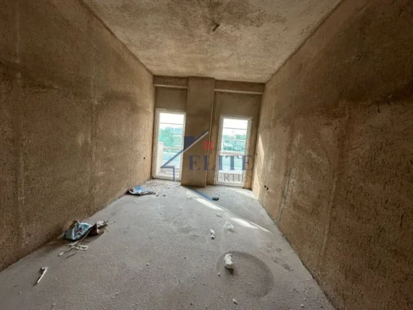Tirane, shitet apartament 2+1+Ballkon Kati 7, 131 m² 183.820 € (Dritan Hoxha)