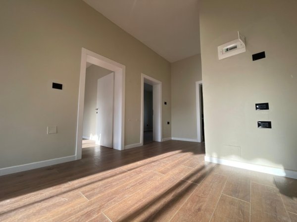 Tirane, shitet apartament 2+1 , 72 m² (Myslym Shyri)