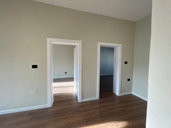 Tirane, shitet apartament 2+1 , 72 m² (Myslym Shyri)