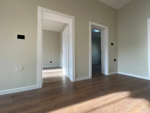 Tirane, shitet apartament 2+1 , 72 m² (Myslym Shyri)