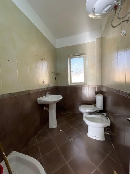 Tirane, shitet apartament 2+1 , 72 m² (Myslym Shyri)