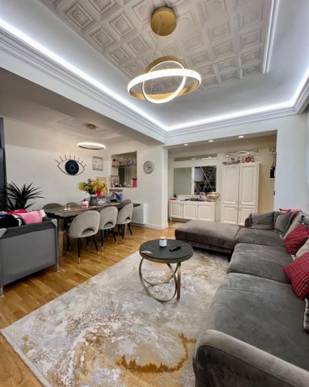 Tirane, shitet apartament 2+1 , 182 m² 359.000 € (Kodra e Diellit)