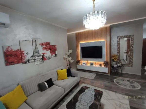 Tirane, shes apartament 2+1 Kati 4, 88 m² 120.000 € 