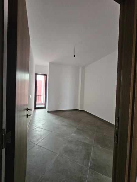 Tirane, shitet apartament 2+1 Kati 7, 194.750 €