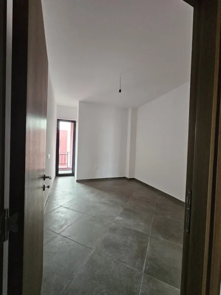 Tirane, shitet apartament 2+1 Kati 7, 194.750 €