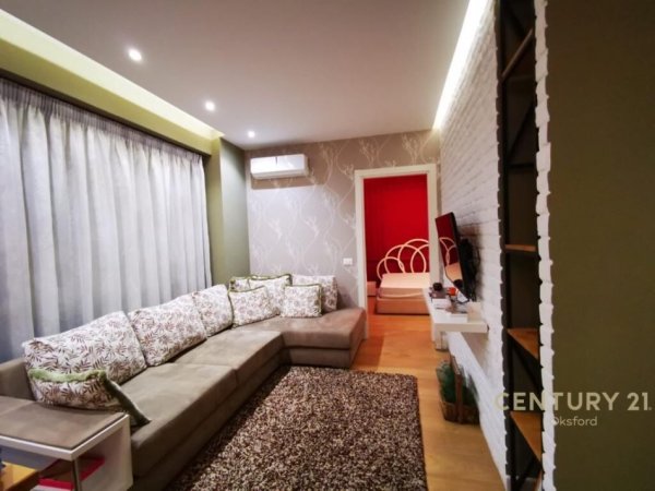 Tirane, shes apartament 1+1+POST PARKIMI, 75 m² 230.000 € (Kompleksi Delijorgji)