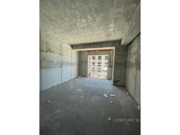 Tirane, shes apartament 3+1+2+VERANDE , 133 m² 300.000 € (Kodra e Diellit Residence)