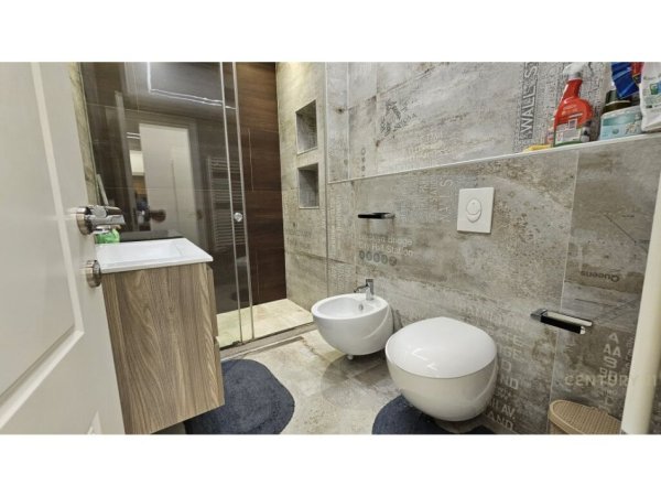 Tirane, shes apartament 2+1 , 82 m² 185.000 € (Kodra e Diellit Residence)
