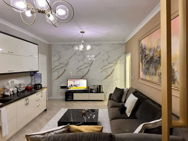 Tirane, Apartament duplex 2+1 per shitje  Kati 5, 100 m² 900 € ( Kodra e Diellit)