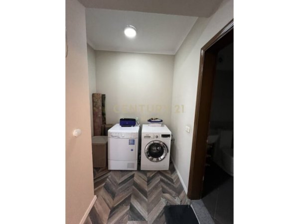 Apartament 2+1+2 me qera tek Komuna e Parisit bond99969