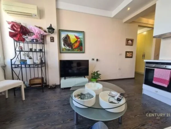Tirane, jepet me qera apartament 1+1 Kati 6, 51 m² 550 € (RRUGA E ELBASANIT!)