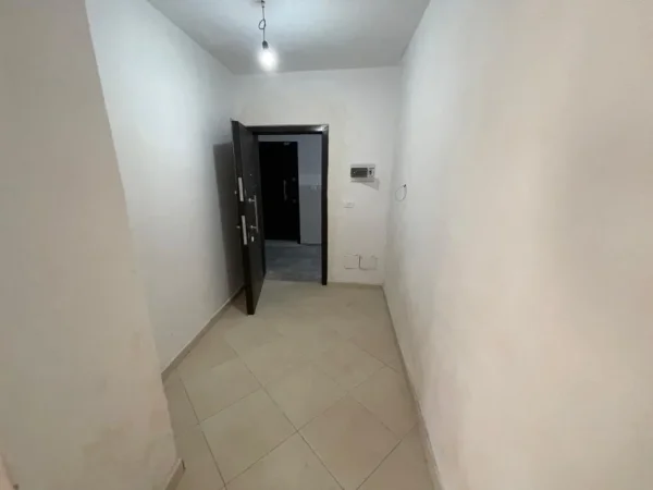 Durres, shitet apartament 2+1 , 103 m² 85.000 € 