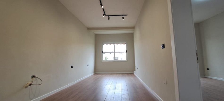 OKAZION Tirane, shitet apartament 2+1 Kati 5, 72 m² 125.000 € (MYSLYM SHYRI)