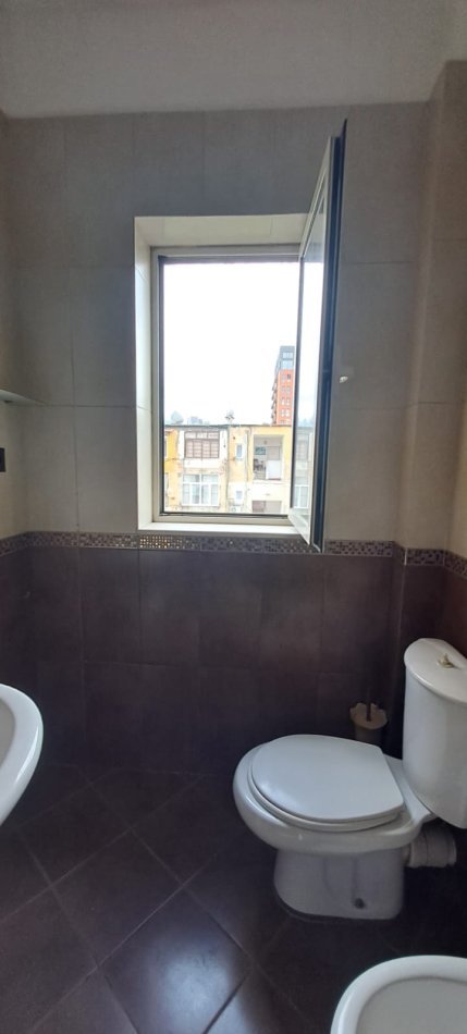 OKAZION Tirane, shitet apartament 2+1 Kati 5, 72 m² 125.000 € (MYSLYM SHYRI)