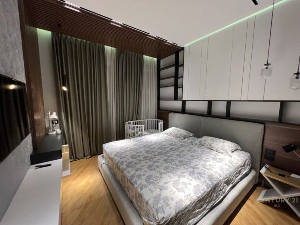 Tirane, shes apartament 2+1+2+PARKIM+Ballkon , 144 m² 500.000 € (Kompleksi Delijorgji)