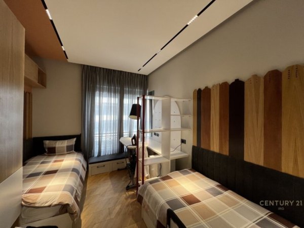 Tirane, shes apartament 2+1+2+PARKIM+Ballkon , 144 m² 500.000 € (Kompleksi Delijorgji)