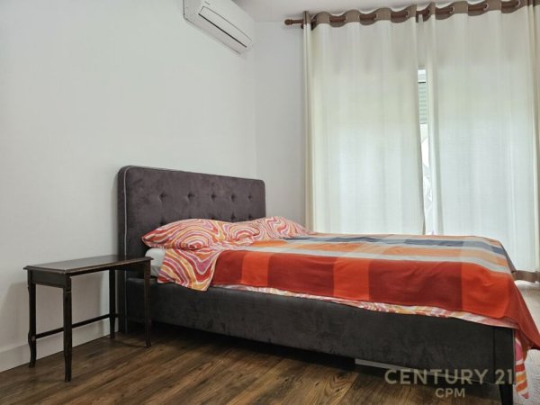 Tirane, jap me qera apartament 3+1+2 , 130 m² 1.000 € (Kodra e Diellit)