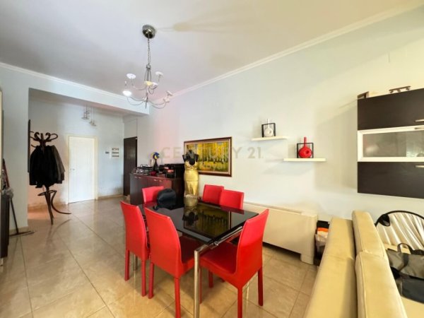 Tirane, shes apartament 2+1+2 , 140 m² 232.000 € (Liqeni i Thatë)