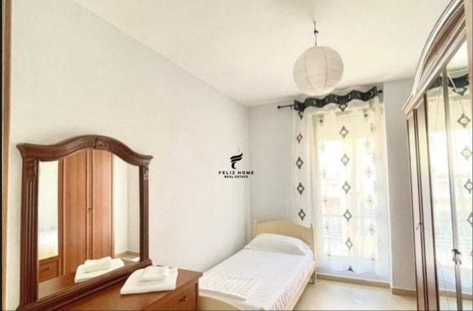 Tirane, jepet me qera apartament 2+1 Kati 3, 100 m² 650 € (LIQENI I THATE)