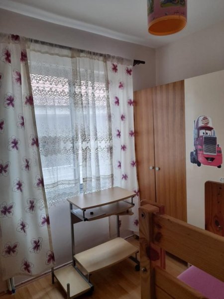 Tirane, jepet me qera apartament 2+1 Kati 2, 100 m² 500 € (rruga e Elbasanit)