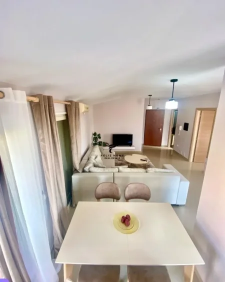 Tirane, jepet me qera apartament 2+1 Kati 3, 100 m² 750 € (LIQENI I THATE)