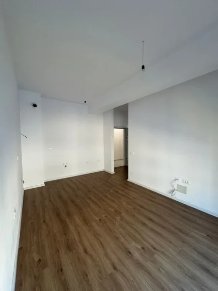 Tirane, shitet apartament 1+1 Kati 7, 61 m² 88.000 € (Ali Demi)